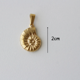 Sea Shell Charm | Gold