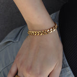 Levi Bracelet | Gold