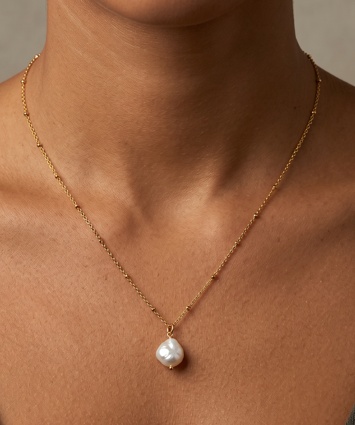 Soleia Pendant Necklace | Gold